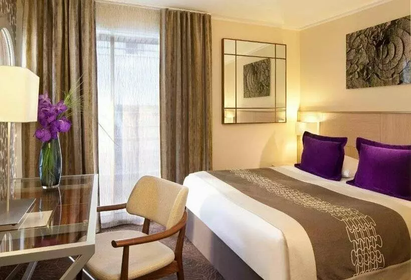 ホテル Jardins Eiffel