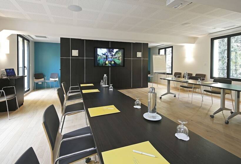 هتل Le Pigonnet Esprit De France