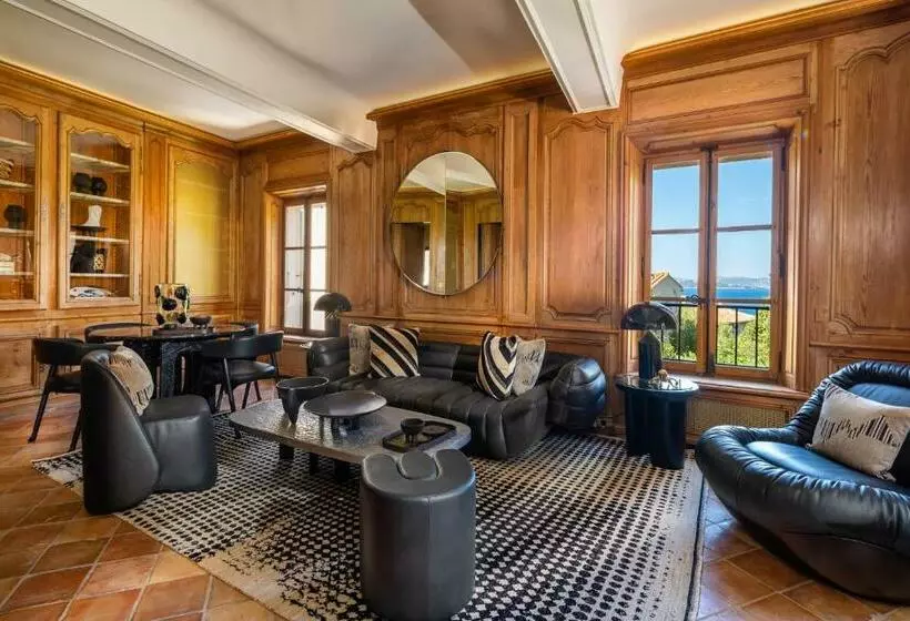 ホテル Le Yaca Saint Tropez