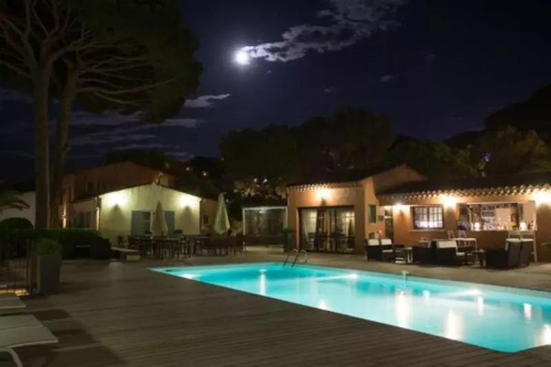 فندق Les Capucines Saint Tropez