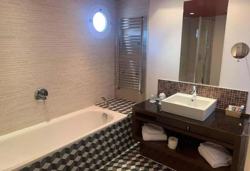 בית מלון כפרי Les Pleiades Hôtel Spa Restaurant