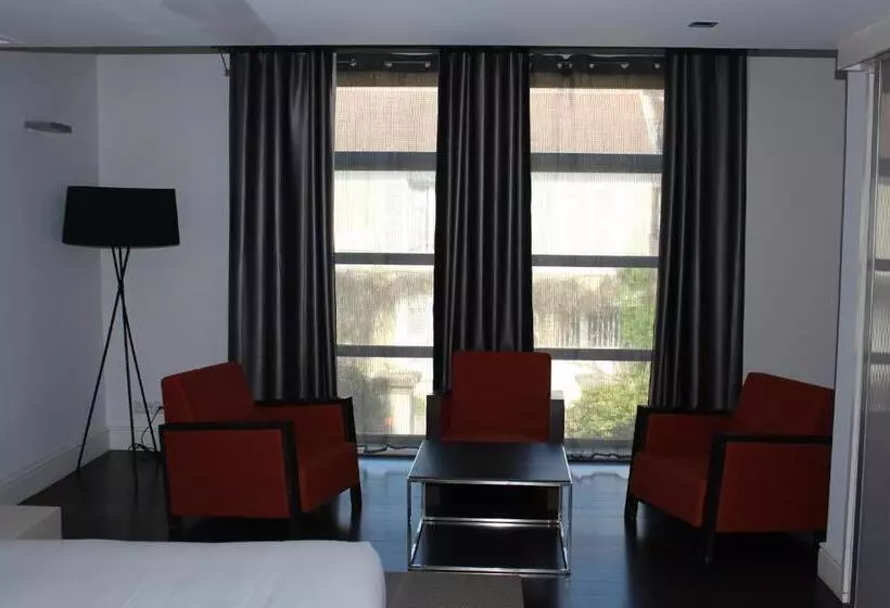 בית מלון כפרי Les Pleiades Hôtel Spa Restaurant