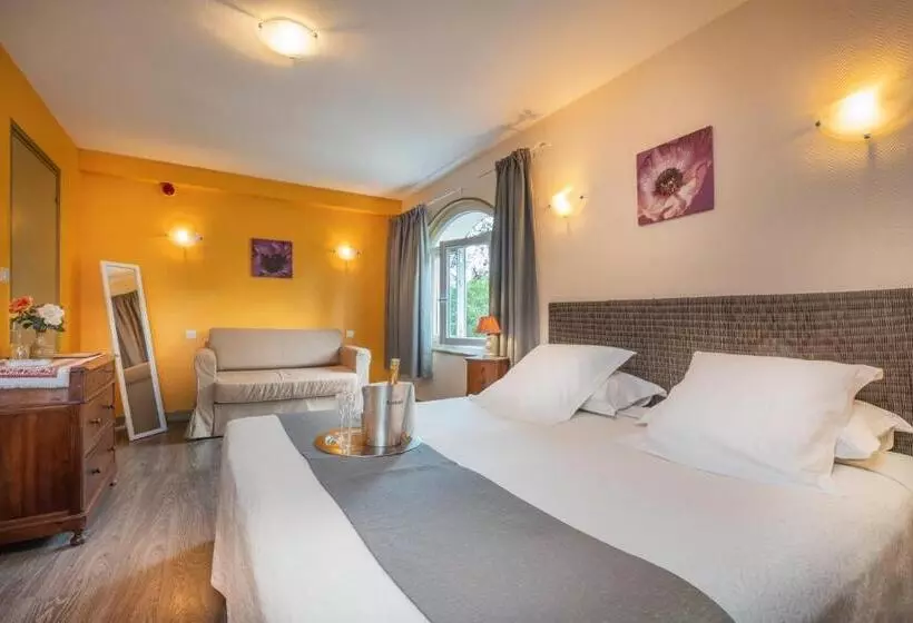 酒店 Logis Hôtel Restaurant Le Coq Hardi