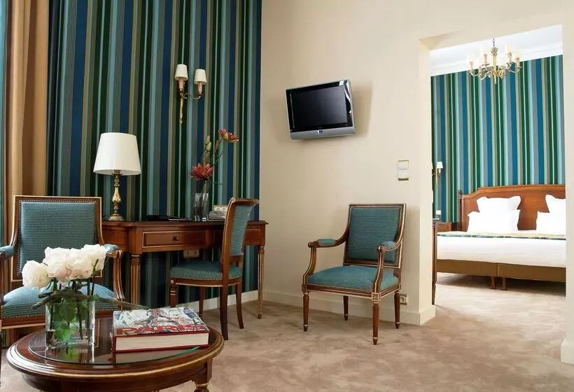 בית מלון כפרי Hôtel Mayfair Paris