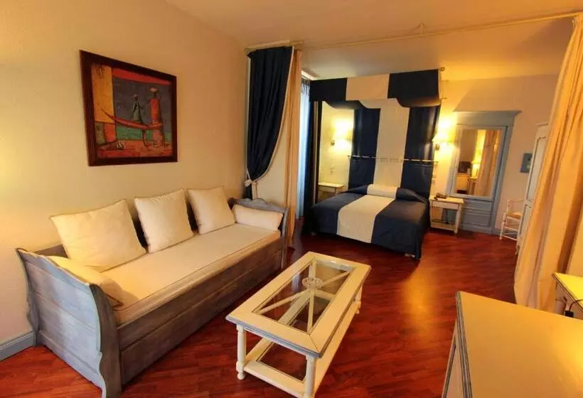 Hotel Moderne Et Pigeon