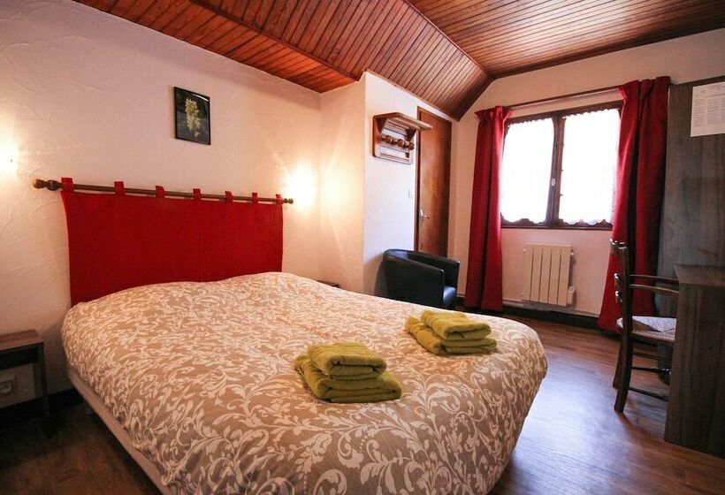 Отель Mont Olan