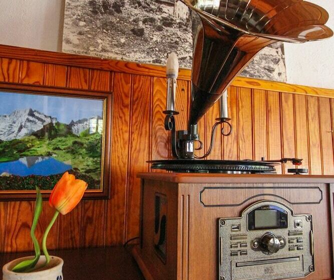 Отель Mont Olan