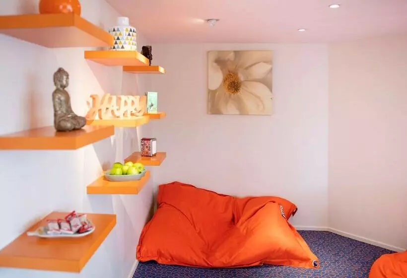 Novotel Lyon Gerland Musée des Confluences