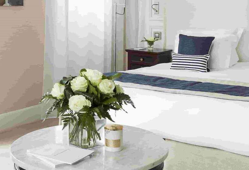 Отель Barriere Le Royal La Baule