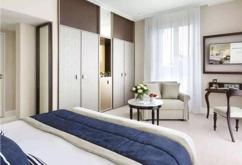 فندق Barriere Le Royal La Baule