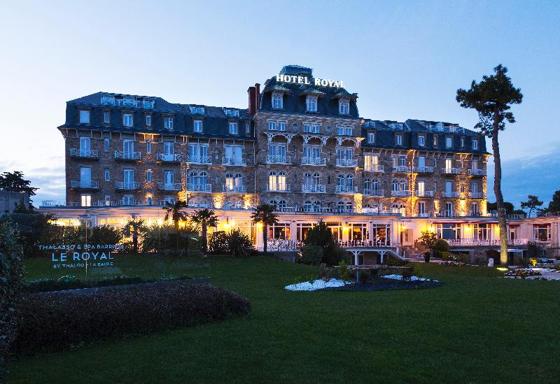 Отель Barriere Le Royal La Baule