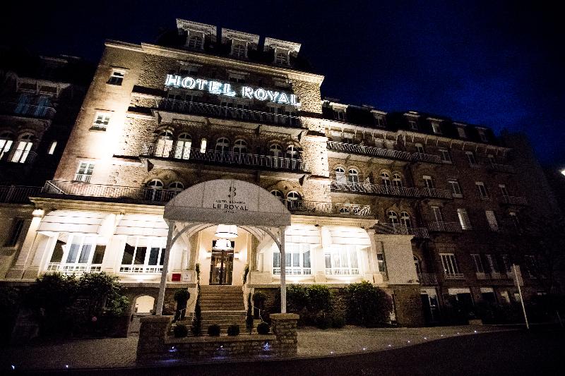 Отель Barriere Le Royal La Baule