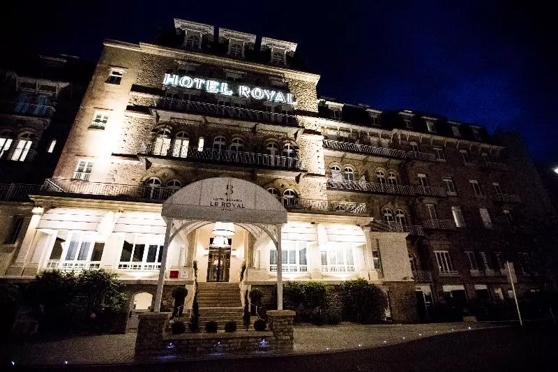 فندق Barriere Le Royal La Baule