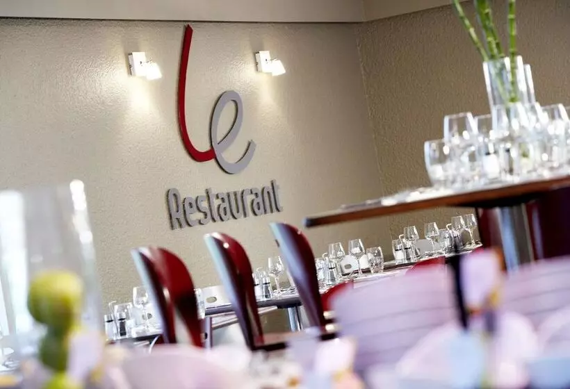 فندق Campanile Auxerre Moneteau