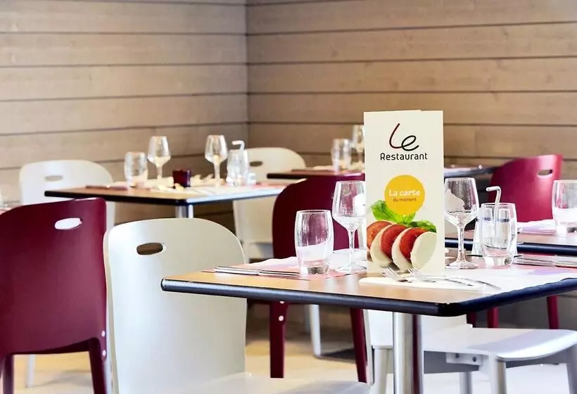 فندق Campanile Auxerre Moneteau