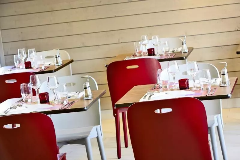 فندق Campanile Auxerre Moneteau