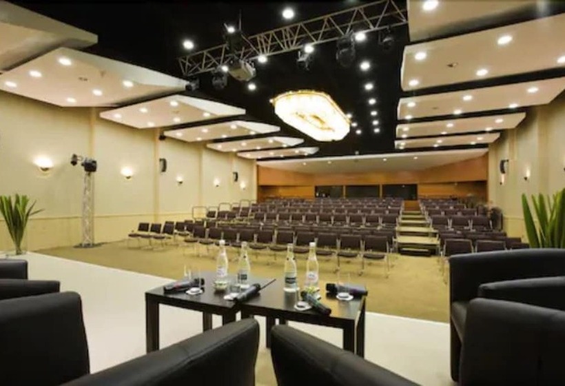 هتل Cannes Montfleury