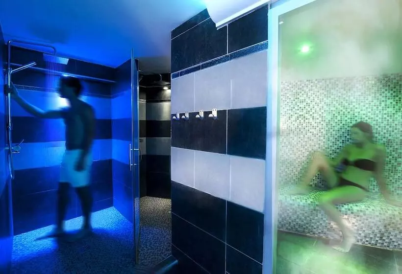 Отель Cannes Montfleury