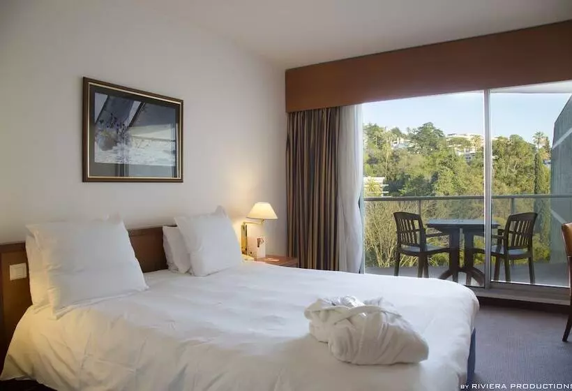 Отель Cannes Montfleury