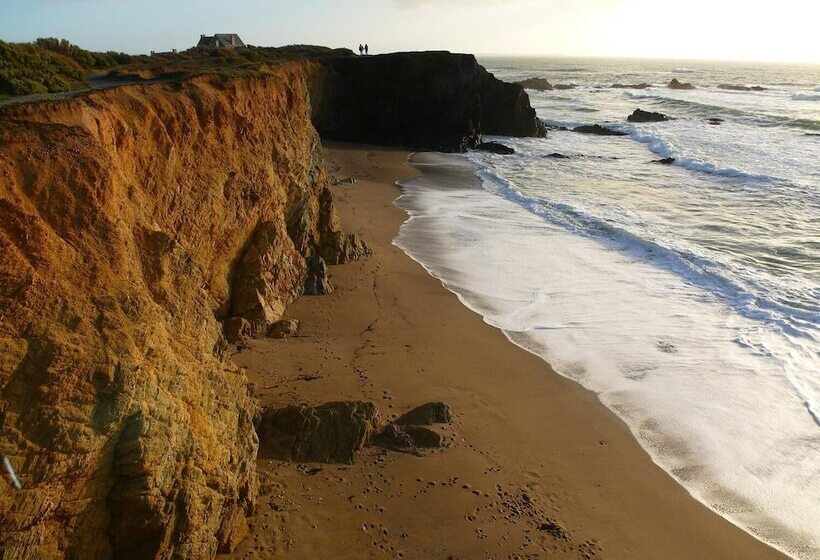 ホテル De La Poste