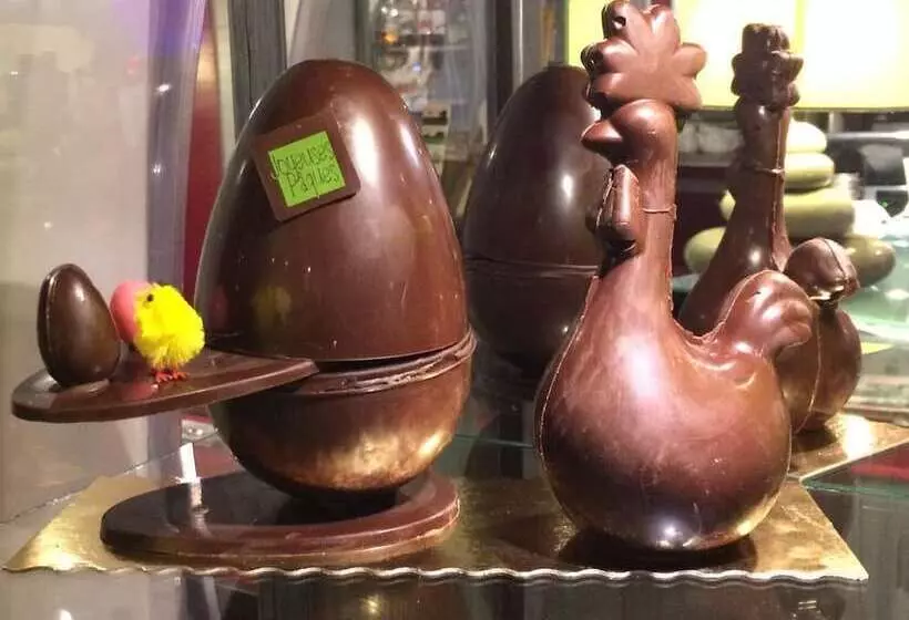 Отель De La Poste