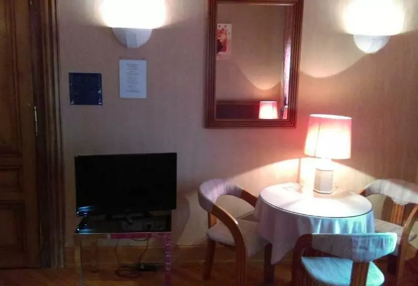 فندق De L'orangerie