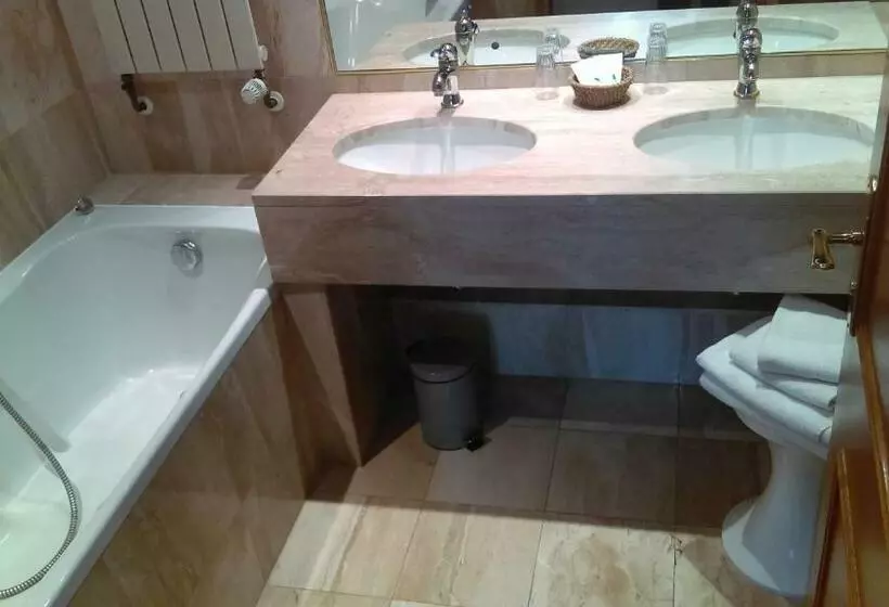 فندق De L'orangerie