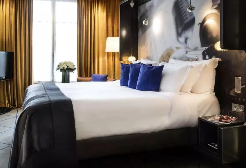 ホテル Hôtel De Sers Champs Elysées Paris