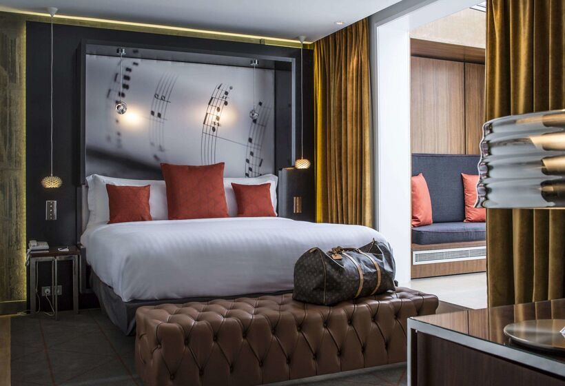 ホテル Hôtel De Sers Champs Elysées Paris