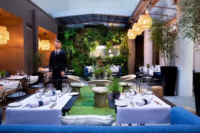 ホテル Hôtel De Sers Champs Elysées Paris