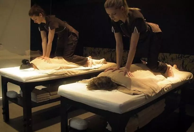 בית מלון כפרי Domaine De Joinville