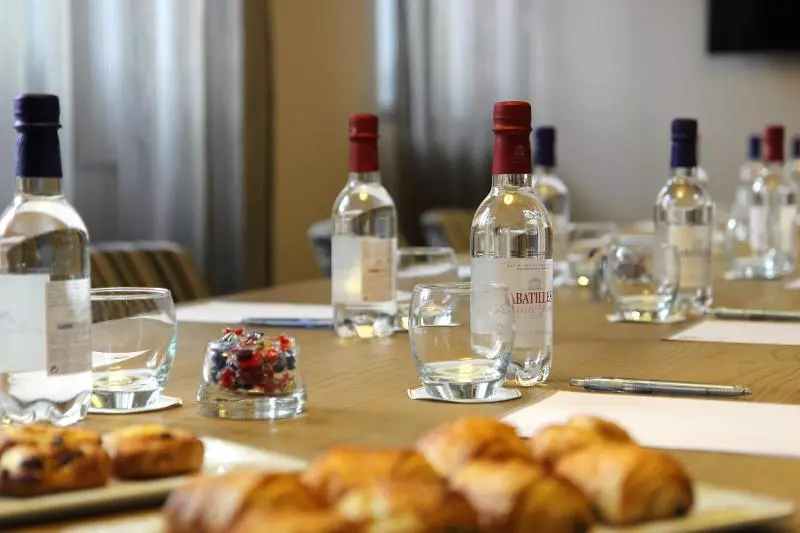 هتل Gare Saintjean