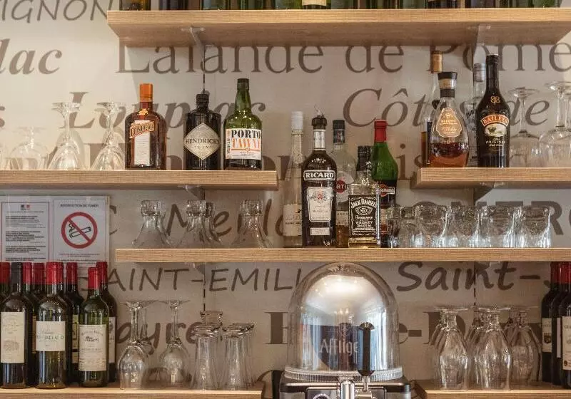 هتل Gare Saintjean