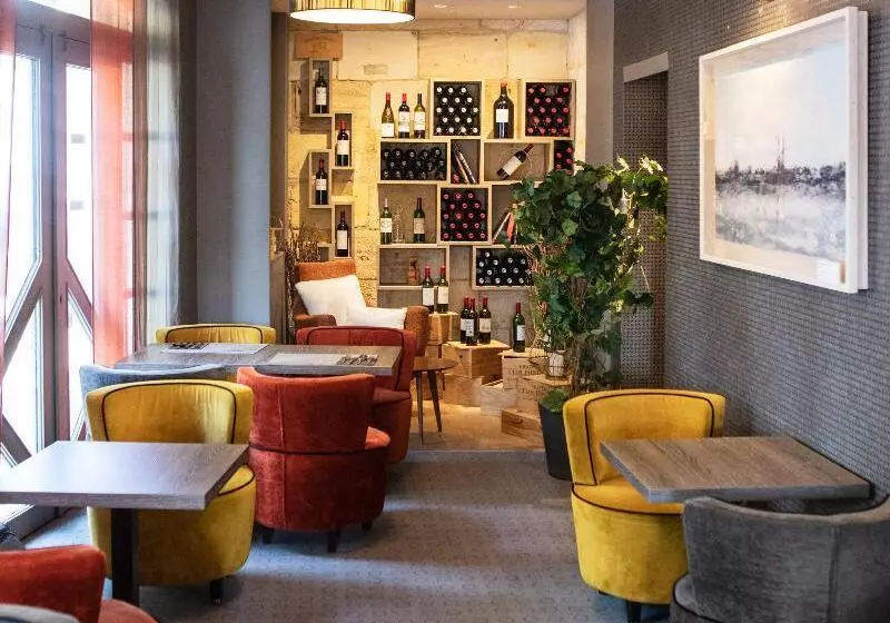 هتل Gare Saintjean