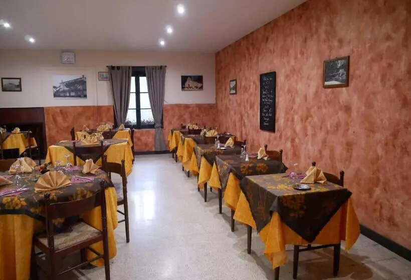 בית מלון כפרי Hostellerie Des Voyageurs