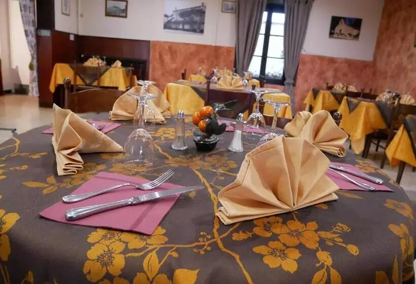 בית מלון כפרי Hostellerie Des Voyageurs