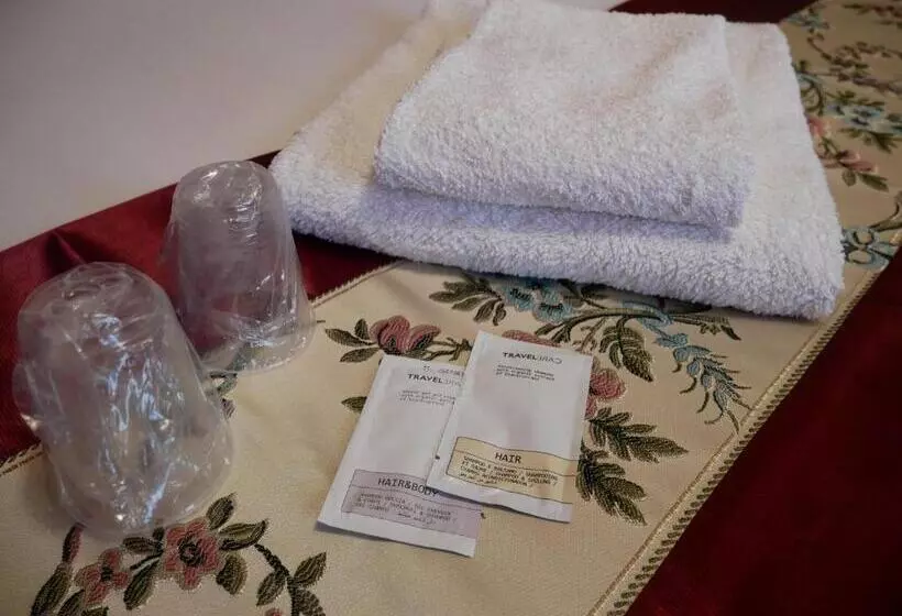 בית מלון כפרי Hostellerie Des Voyageurs