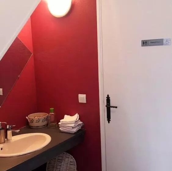 בית מלון כפרי Hostellerie Des Voyageurs