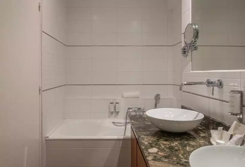 Отель Hôtel De La Plage