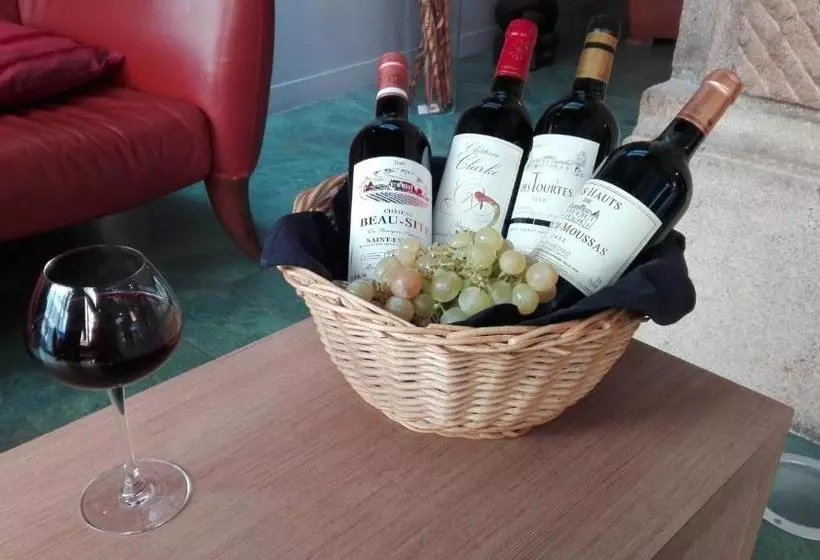 ホテル Hôtel Et Restaurant Le Regina