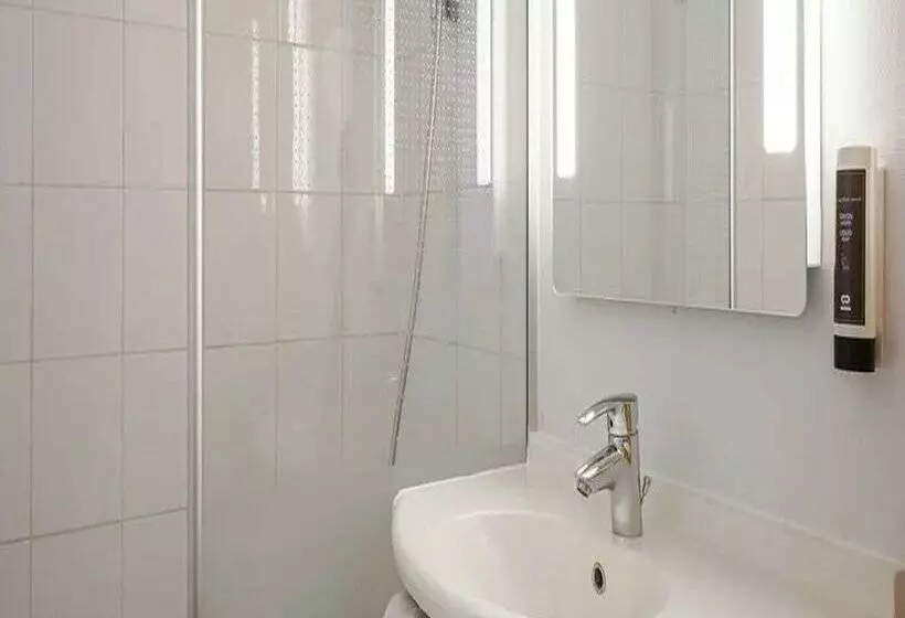 B&B HOTEL Marseille Centre Vieux PortIbis Marseille Centre Vieux Port