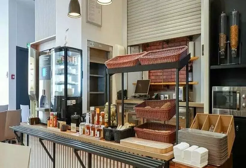 B&B HOTEL Marseille Centre Vieux PortIbis Marseille Centre Vieux Port