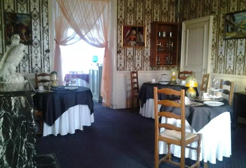 בית מלון כפרי La Renaudière