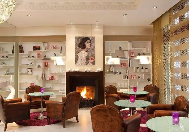 Le 7 Eiffel Hotel By Malone