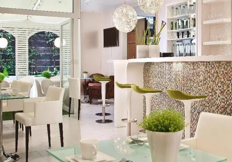 Le 7 Eiffel Hotel By Malone