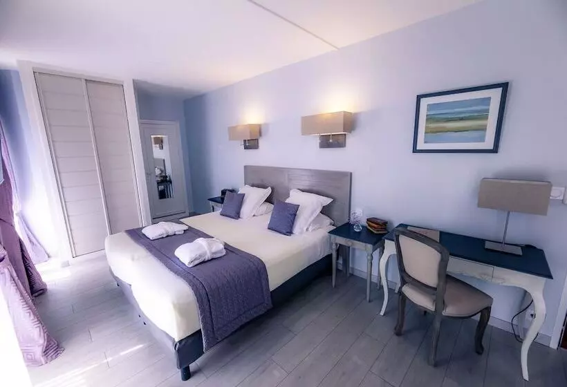 Otel Le Lion D'or Et Restaurant La Table Du Lion