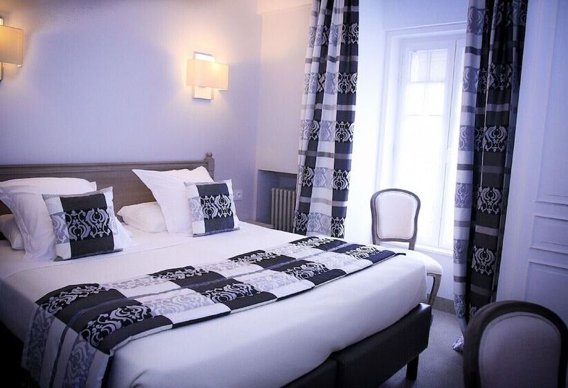 בית מלון כפרי Le Lion D'or Et Restaurant La Table Du Lion