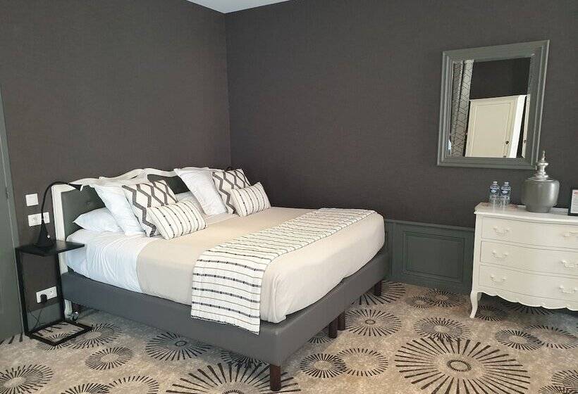 בית מלון כפרי Le Lion D'or Et Restaurant La Table Du Lion