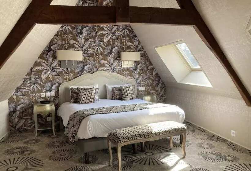 Otel Le Lion D'or Et Restaurant La Table Du Lion