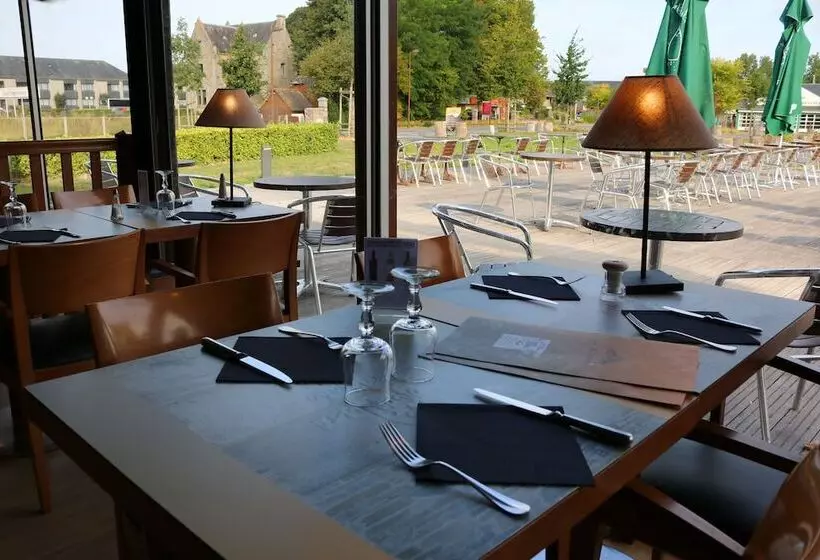 Отель Le Saintaubert